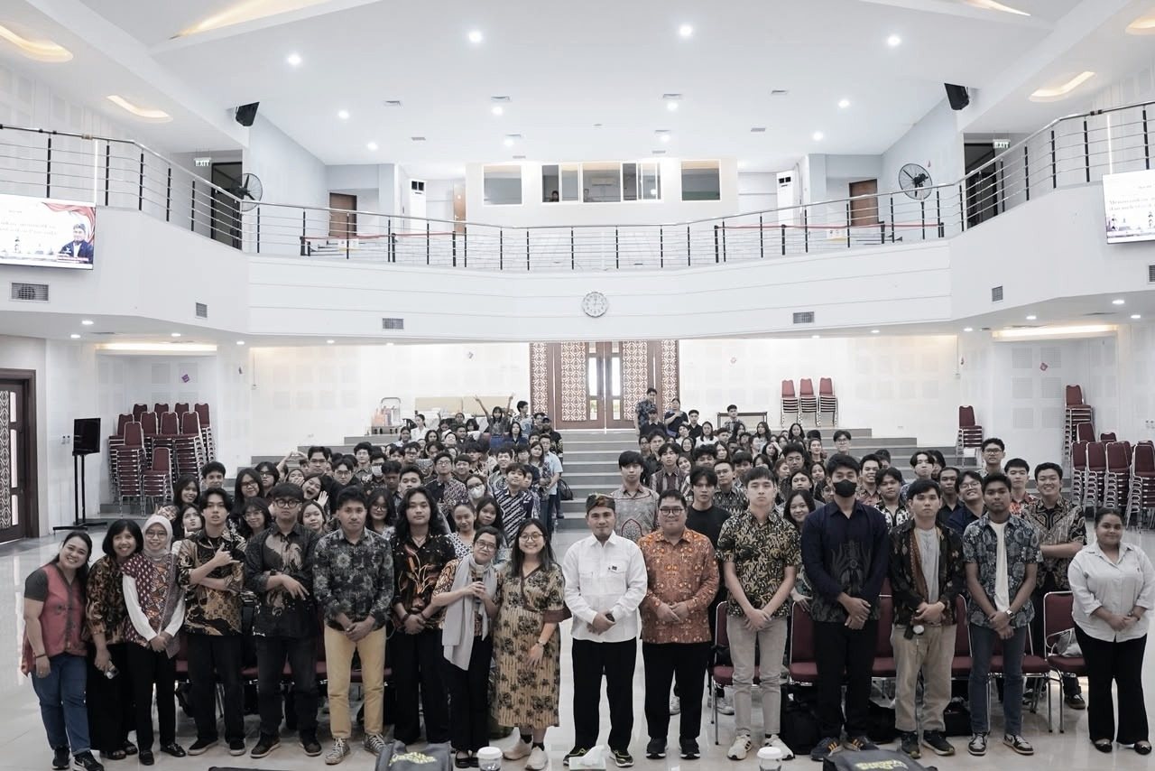 Forum bersama mahasiswa di kampus