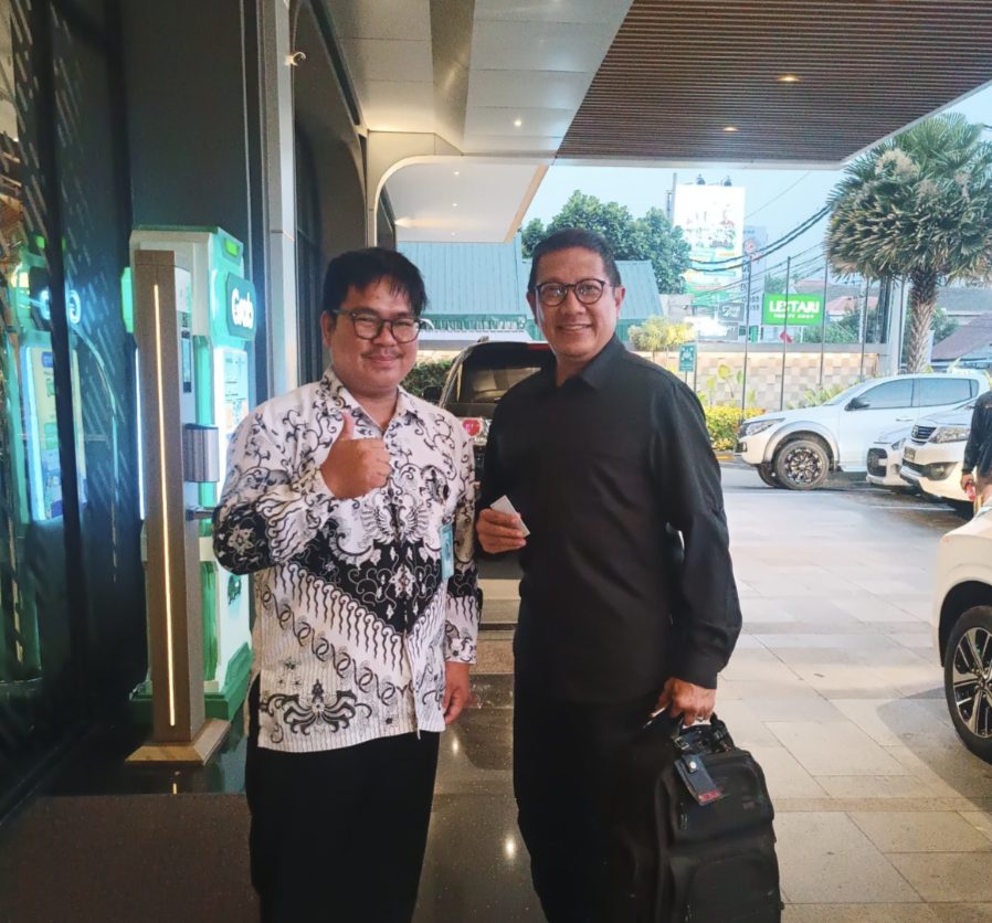 Bersama narasumber forum Kementerian Agama